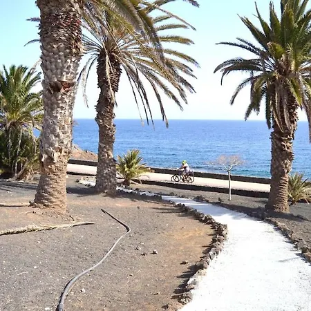 Apartamento Precioso Bungalow A 150 Metros Del Mar. *